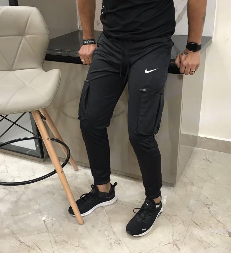 Heavy trackpants, premium quality 